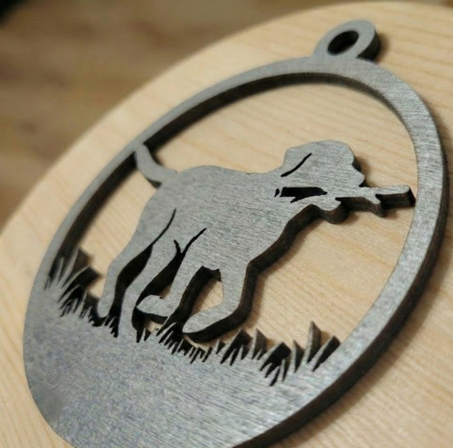 Set of 4 Silver Labrador Retriever Christmas Ornaments – Rustic Laser Cut Wood Dog Baubles – Painted Plywood Holiday Decor – Gift for Dog Lovers